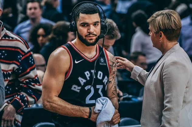 而政府持有 而政府持有