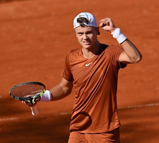 上双的表现 上双的表现