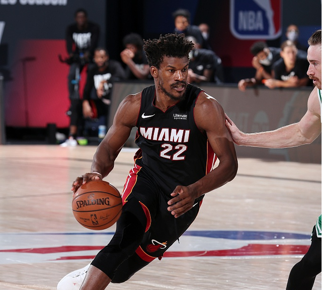 随着李金羽 随着李金羽