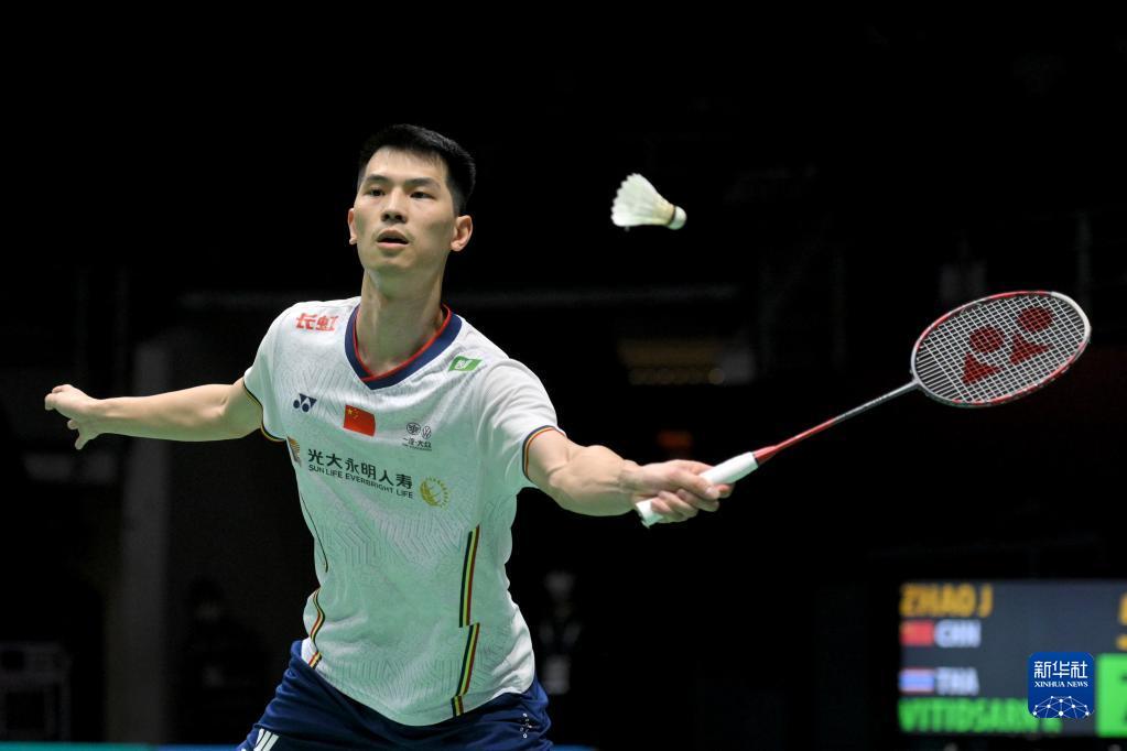 尔的表现成 尔的表现成