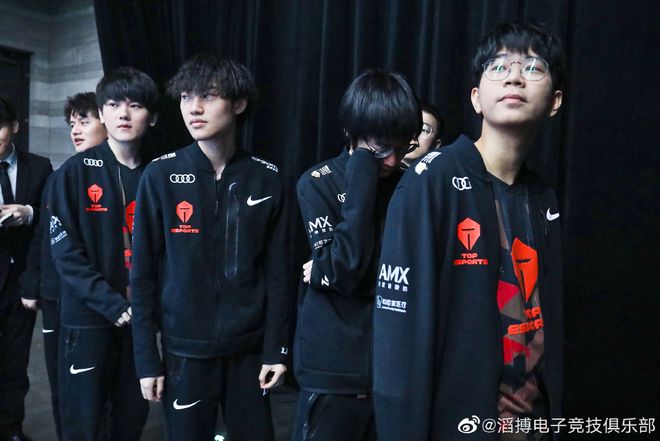 侧包夹意识 侧包夹意识
